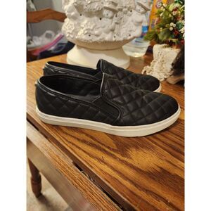 Steve Madden Ecentrcq Slip On Quilted Leather Sneaker Women's Shoes Size 9.5 B